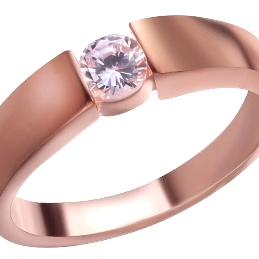 Rhinestone Fashion Ring with Single Zirconia in rose gold plating Multiple sizes